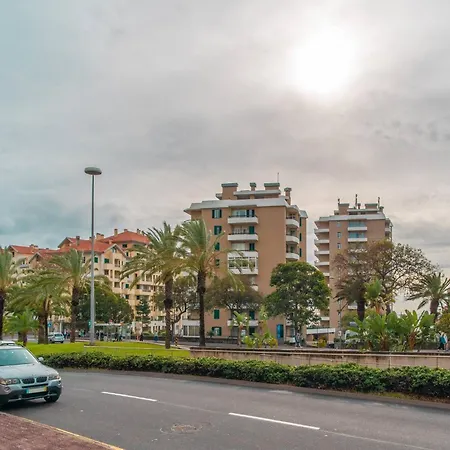 Duas Torres View Apartman Funchal